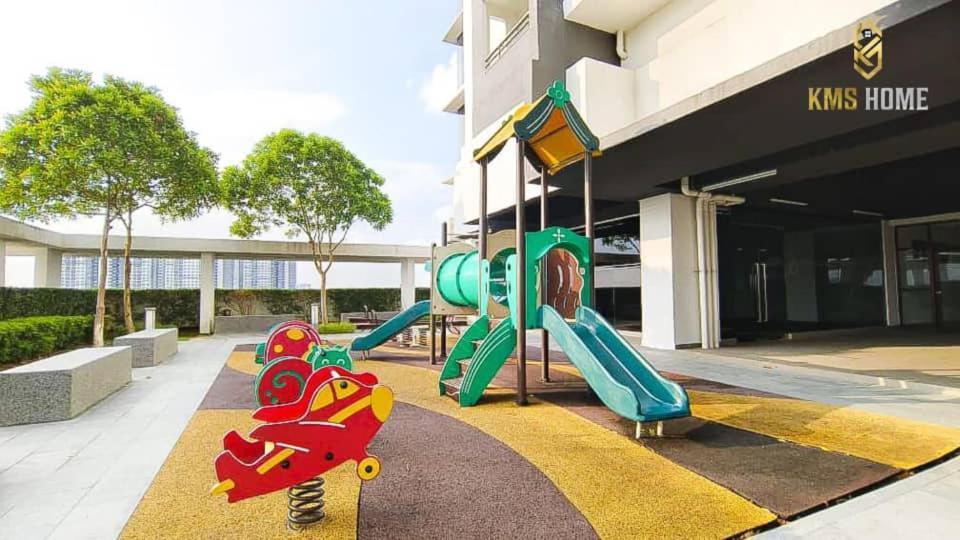 Tebrau Southkey Midvalley *